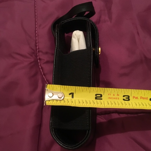 FINAL - EUC Etienne Aigner leather case - black - Picture 4 of 8